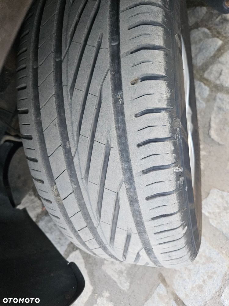 Volkswagen Multivan - 31