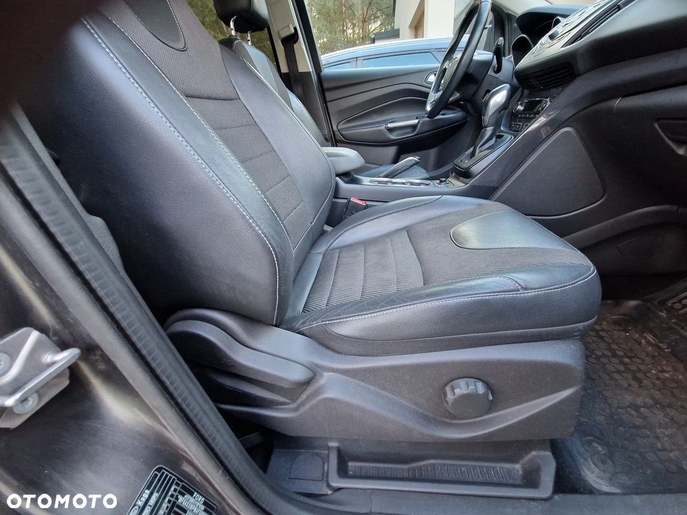 Ford Kuga 2.0 TDCi 4x4 Titanium - 14