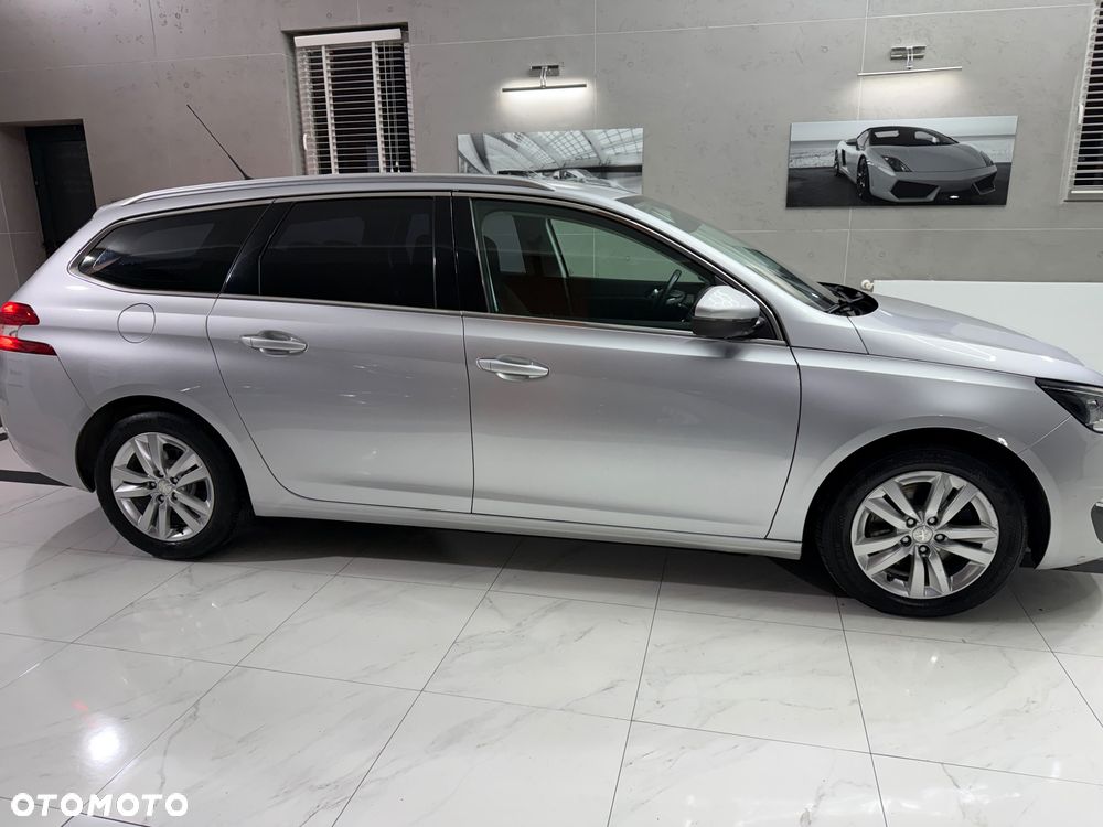 Peugeot 308 - 10