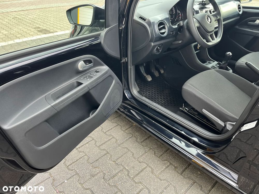 Volkswagen up! 1.0 move - 10