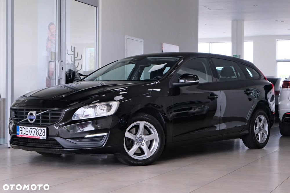 Volvo V60 D2 Drive-E Momentum - 1