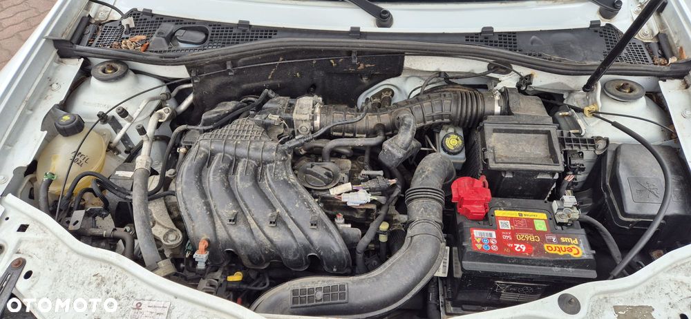 Dacia Duster 1.6 SCe Laureate 4x4 S&S - 16