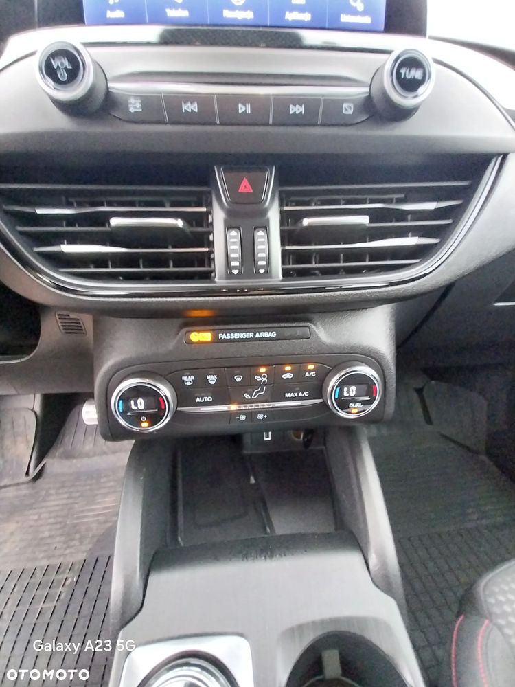 Ford Focus - 21