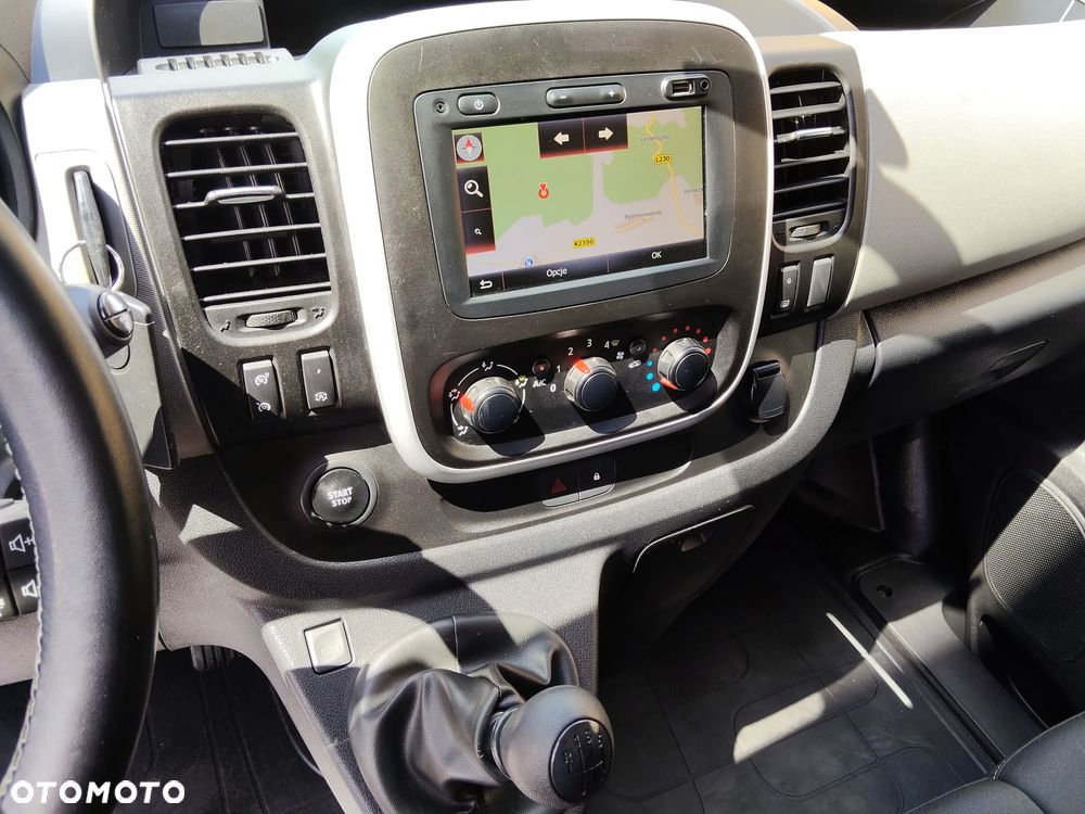 Renault Trafic Combi Expression - 17