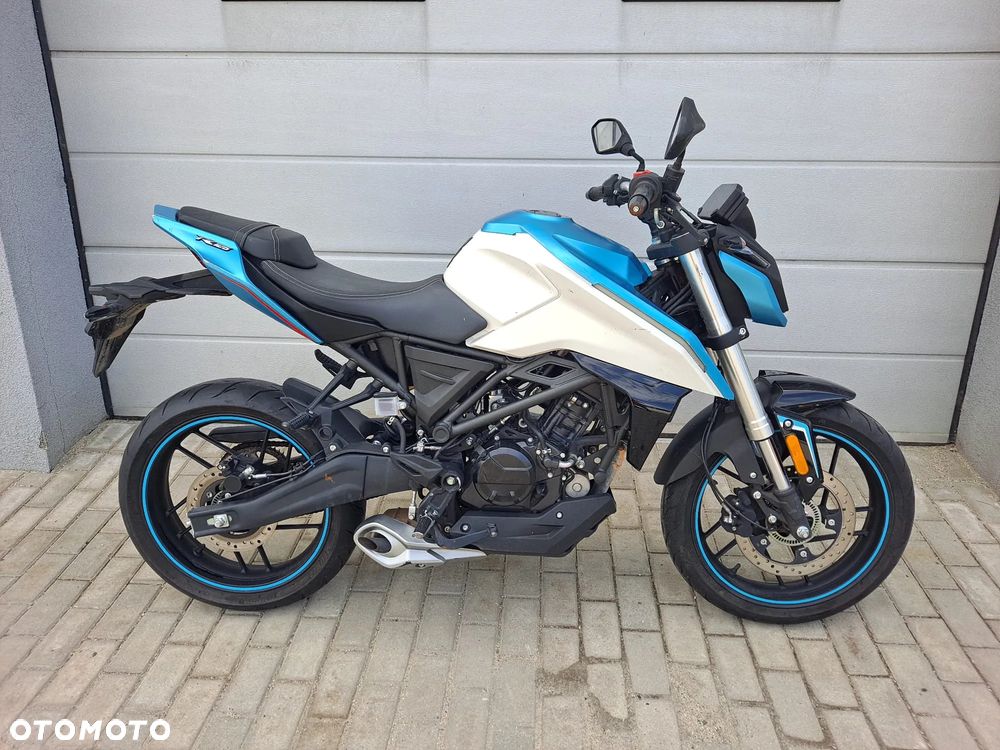 VOGE R125 - 11