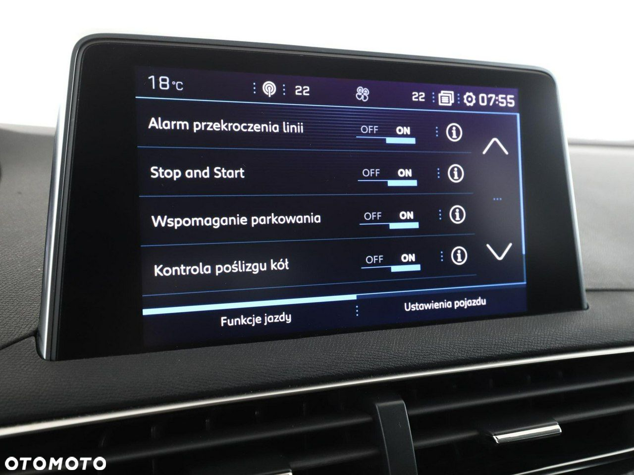 Peugeot 3008 1.2 PureTech Allure S&S EAT8 - 26