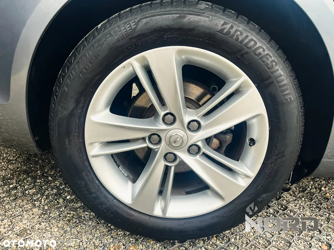 Opel Insignia 2.0 CDTI Enjoy S&S - 11