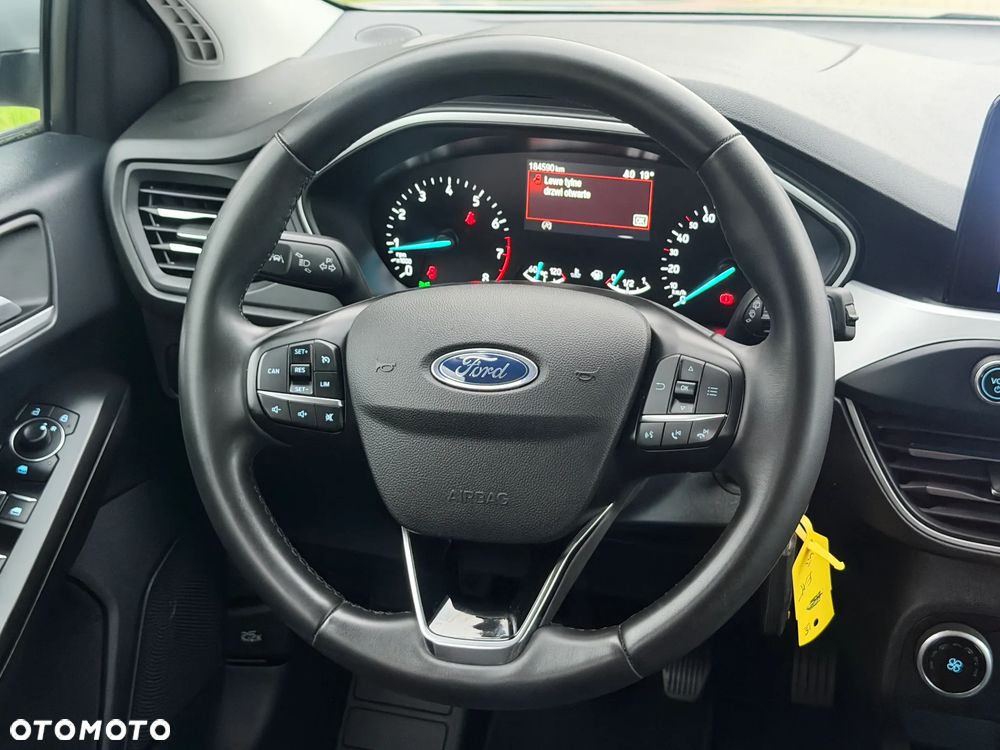 Ford Focus 1.0 EcoBoost Hybrid COOL&CONNECT DESIGN - 12