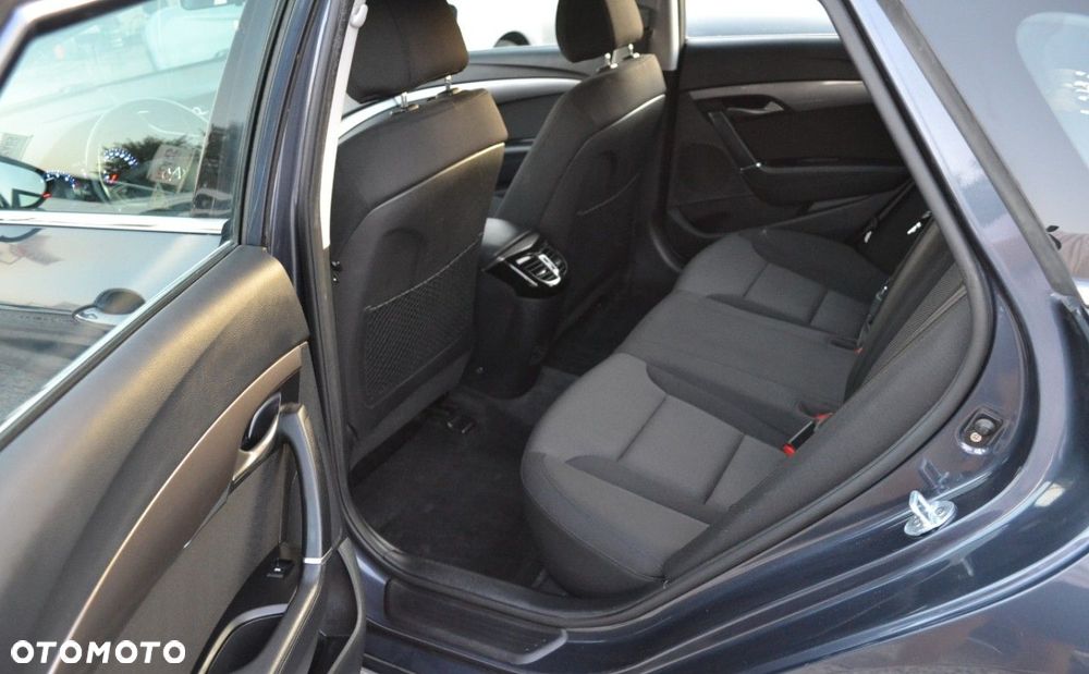 Hyundai i40 Kombi 1.6 Classic - 29