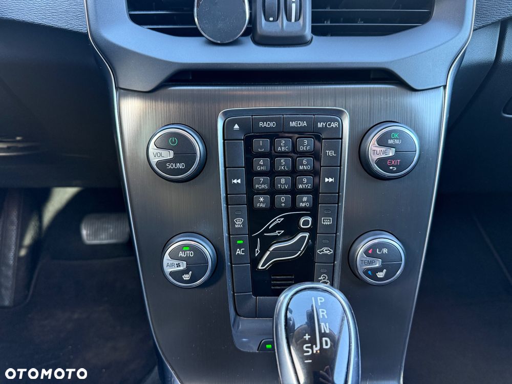 Volvo V40 - 28