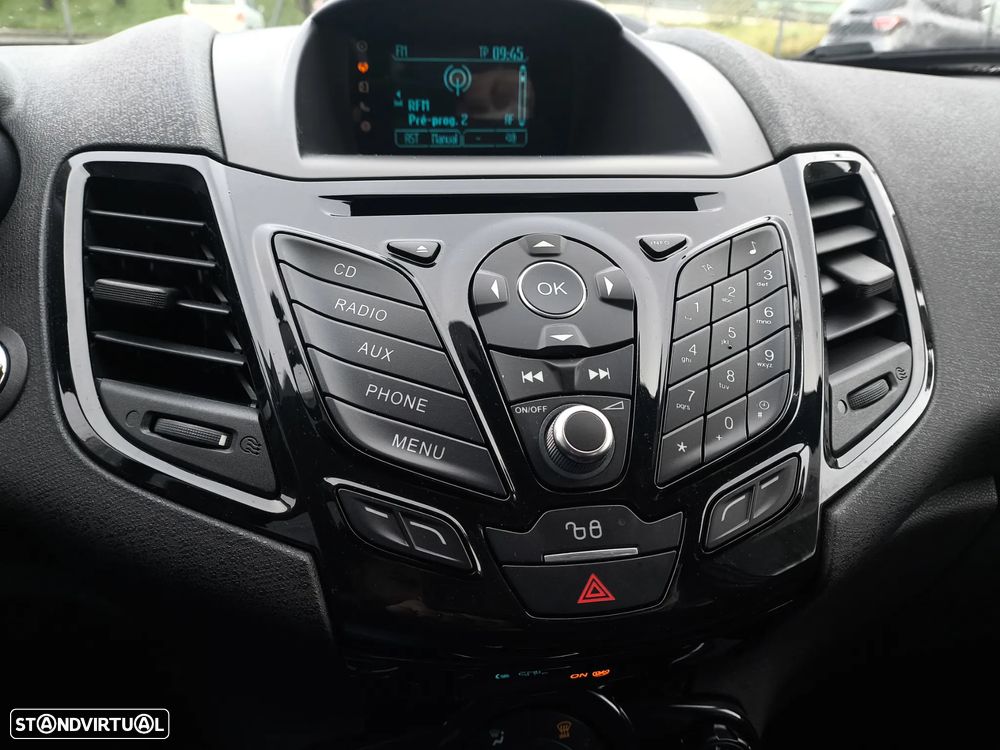 Ford Fiesta 1.5 TDCi Titanium - 17