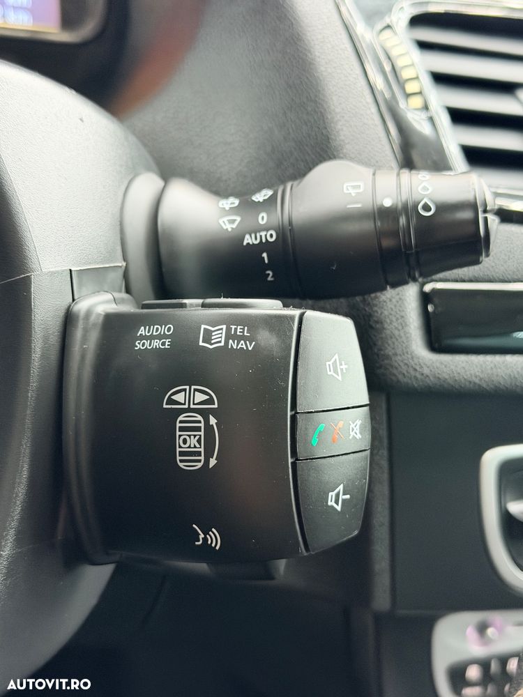 Renault Megane ENERGY dCi 110 Start & Stop Bose Edition - 29