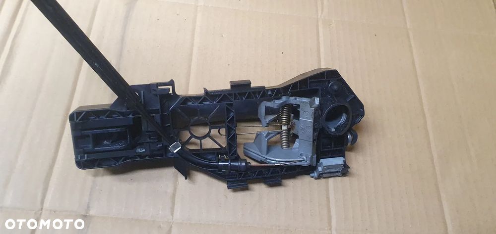 Klamka lewy tył tylna lewa mocowanie VW Passat B6 LA7T 3C0837885G - 6