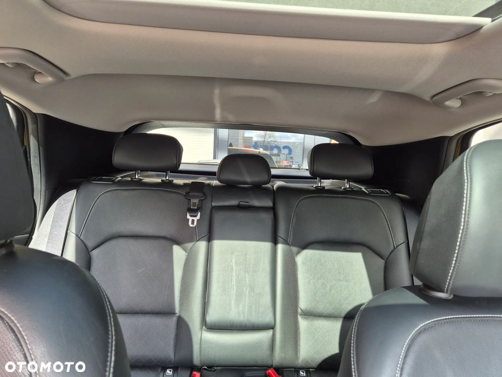 Kia XCeed - 25