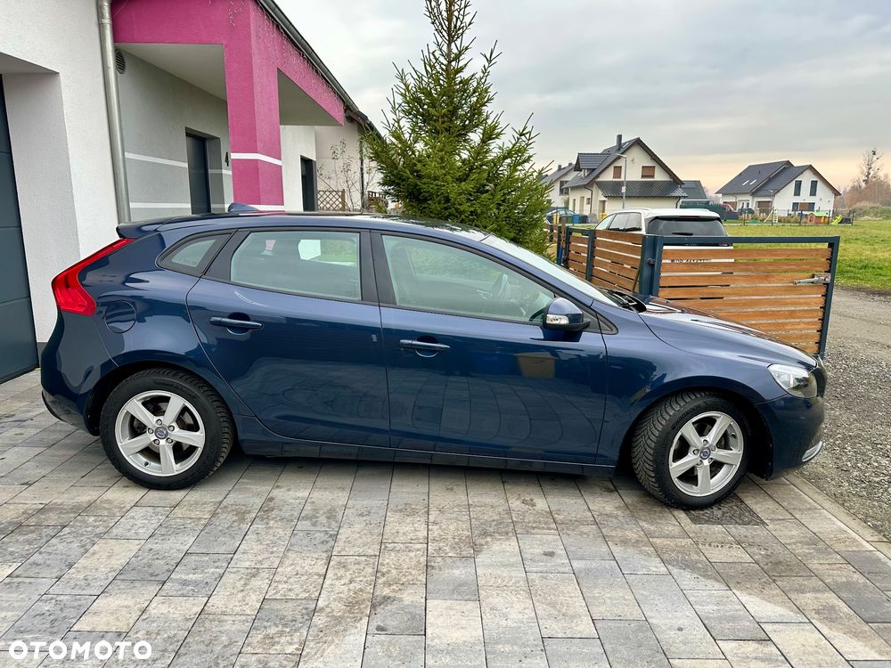 Volvo V40 D2 Kinetic - 8