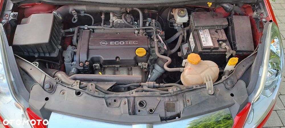 Opel Corsa 1.4 16V - 20