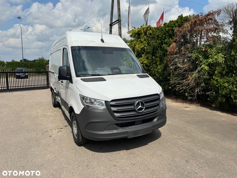 Mercedes-Benz SPRINTER - 5