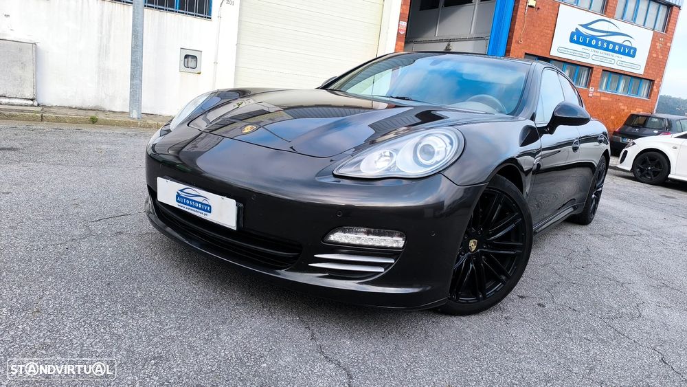 Porsche Panamera 4 Platinum Edition PDK - 13