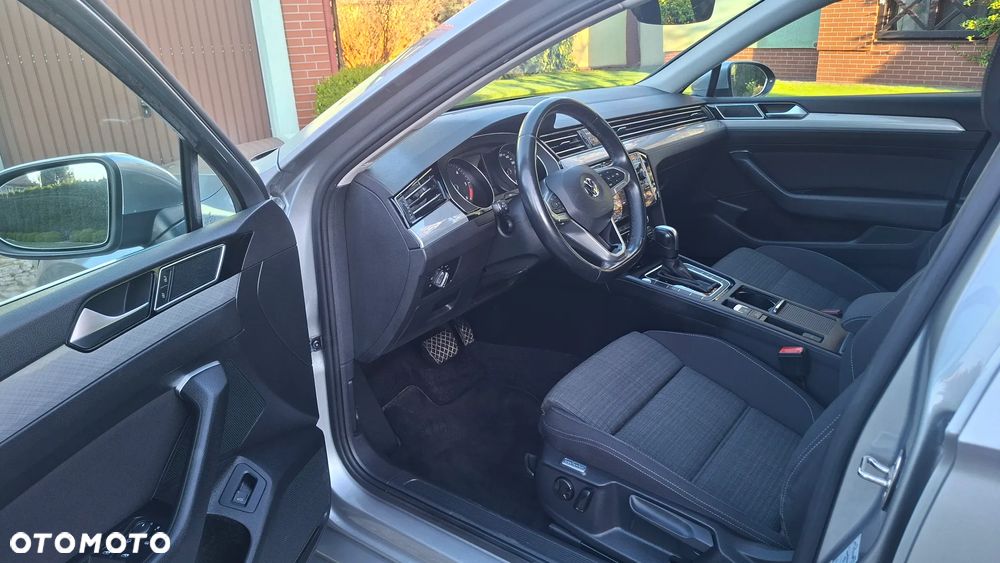 Volkswagen Passat 2.0 TDI EVO Business DSG - 12