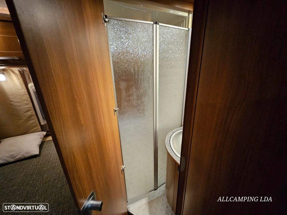 Dethleffs Globe4 LUXUS CHASSI AL-KO CAMA FRANCESA + BASCULANTE - 41