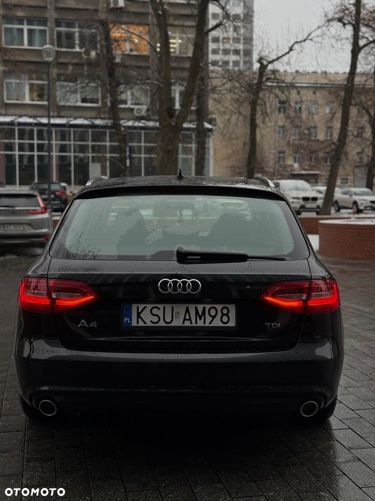 Audi A4 Avant - 6
