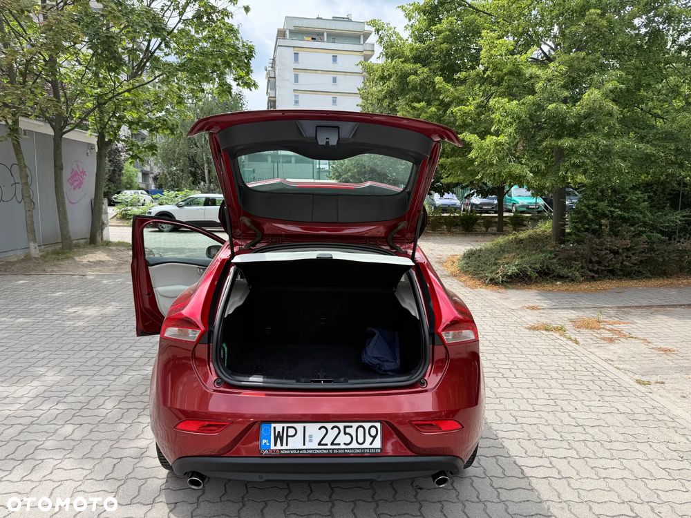 Volvo V40 T4 Kinetic - 4