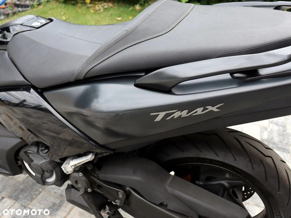 Yamaha Tmax - 9
