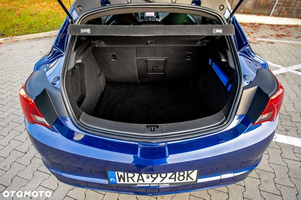 Opel Astra OPC Start/Stop - 18