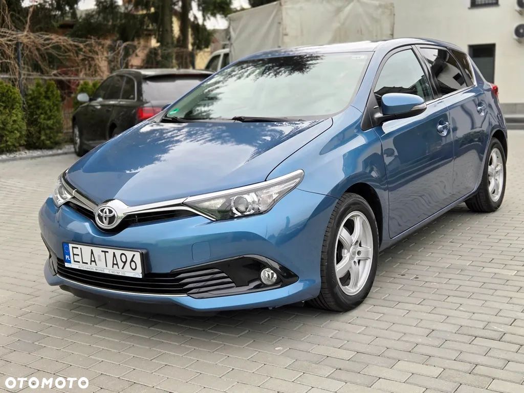 Toyota Auris 1.2 T Premium - 1