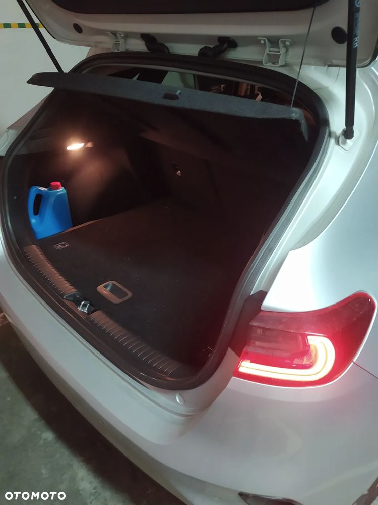 Kia Ceed 1.5 T-GDI M DCT - 4