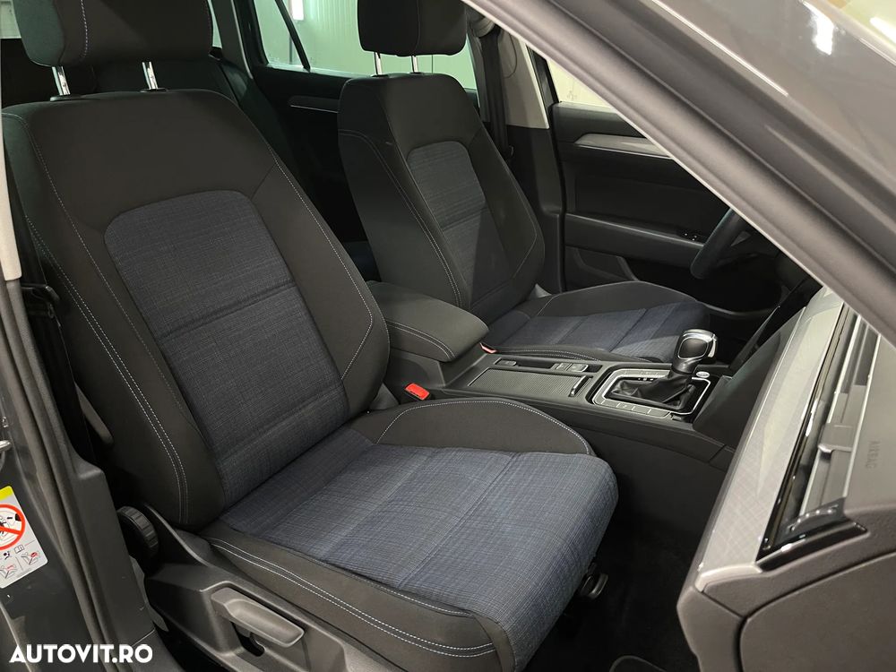 Volkswagen Passat - 9