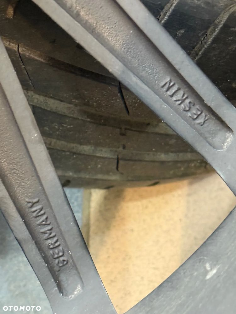 Felgi Alufelgi Keskin KT17 8.5 x 19 5x100 ET30 Subaru Legacy V, Audi TT 8N - 6