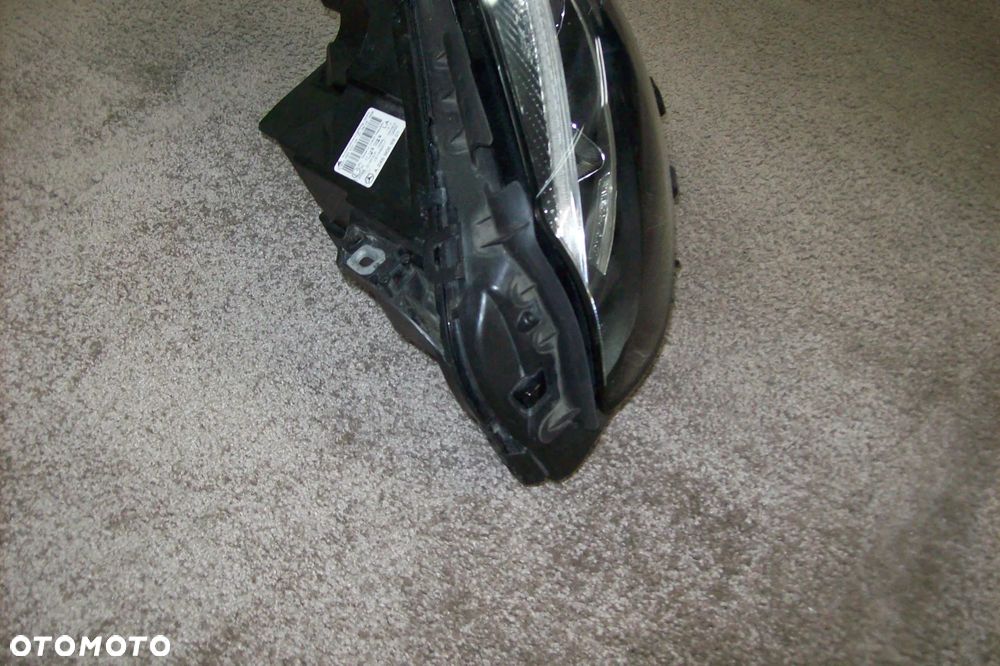 LAMPA PRZEDNIA LEWA LED EUROPA MERCEDES B KLASA LIFTW246 - 2