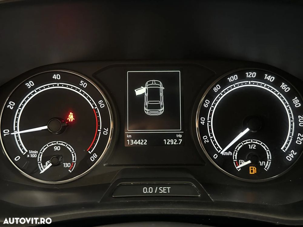 Skoda Fabia - 11