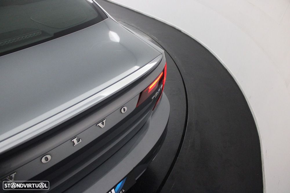 Volvo S90 2.0 T8 PHEV R-Design AWD - 52