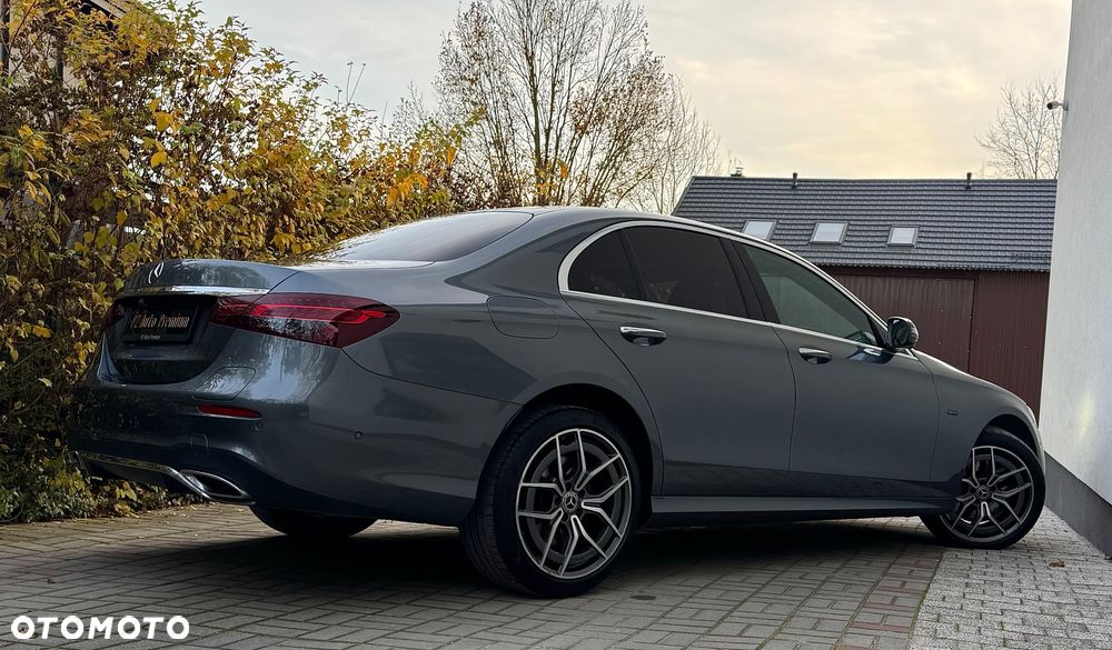 Mercedes-Benz Klasa E 300 AMG - 6