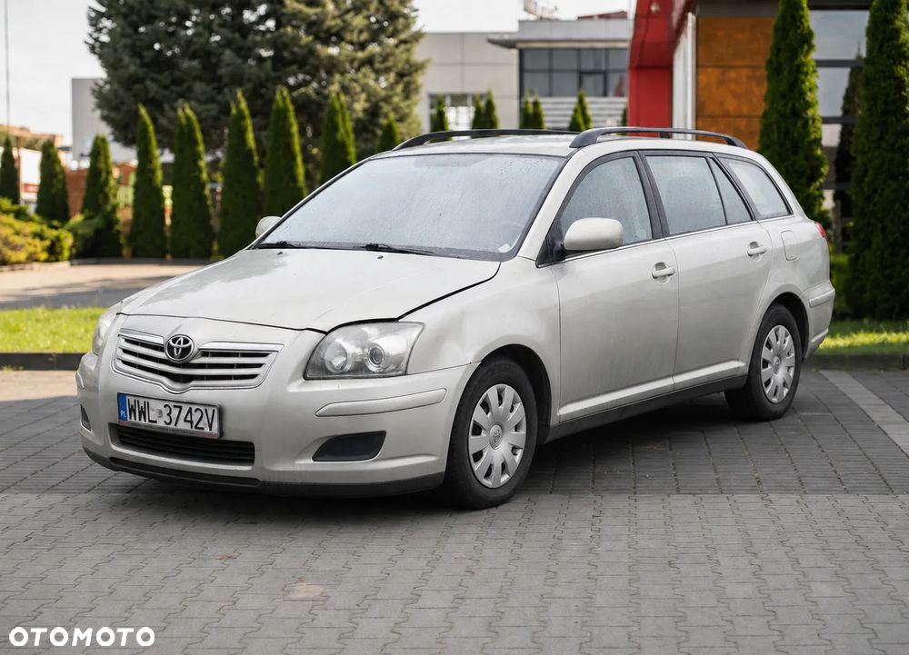 Toyota Avensis 2.0 D-4D Sol - 3