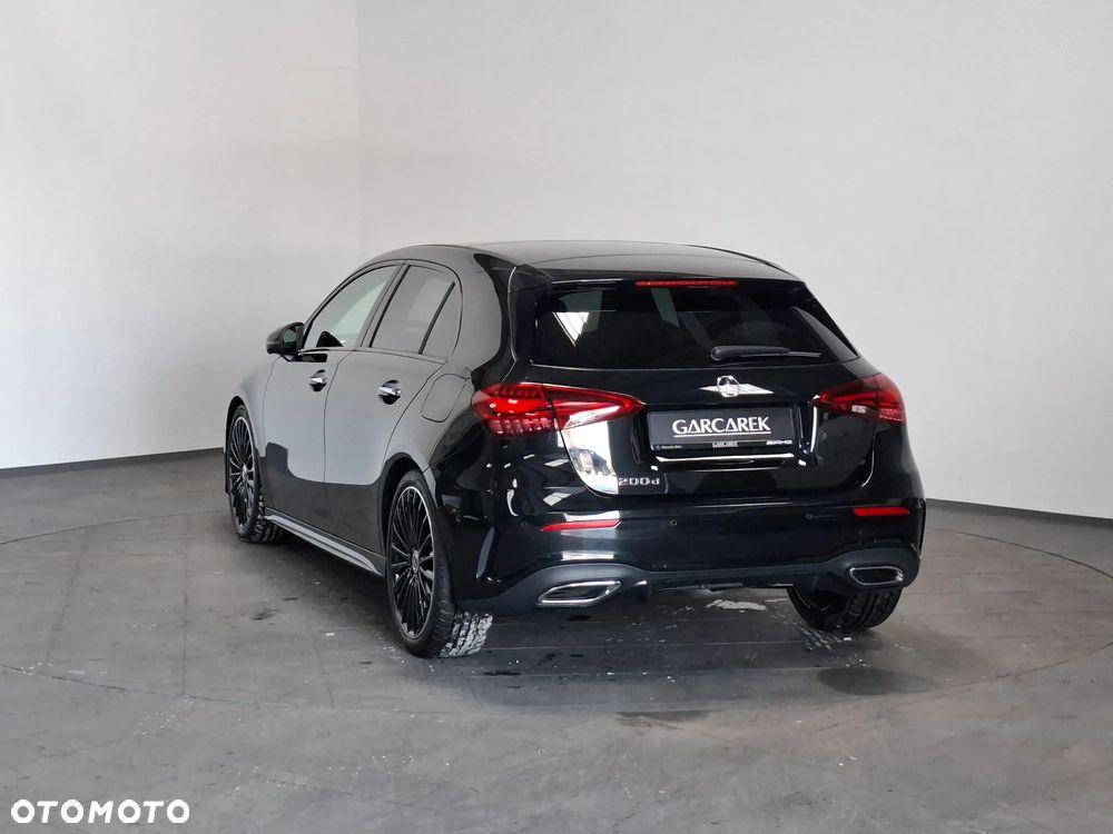Mercedes-Benz Klasa A 200 d AMG Line 8G-DCT - 3