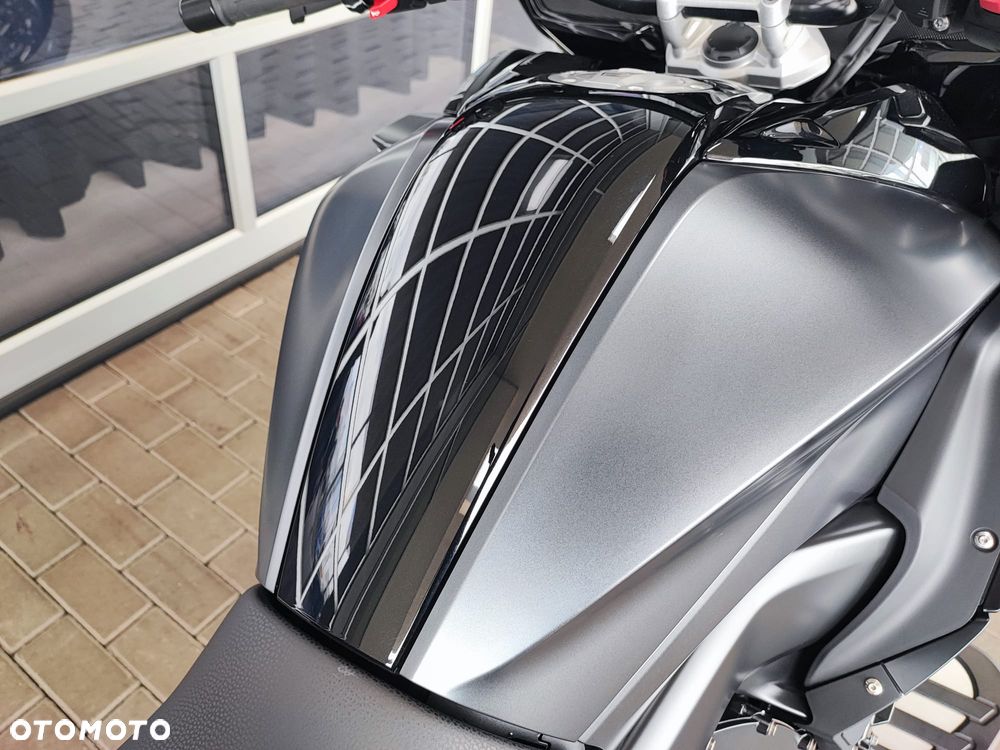 BMW K - 13