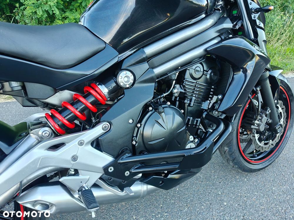Kawasaki ER - 7