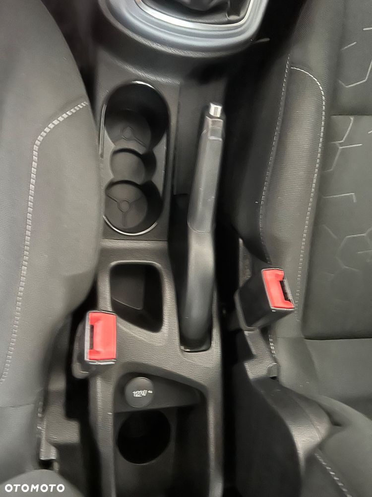 Ford B-MAX - 33