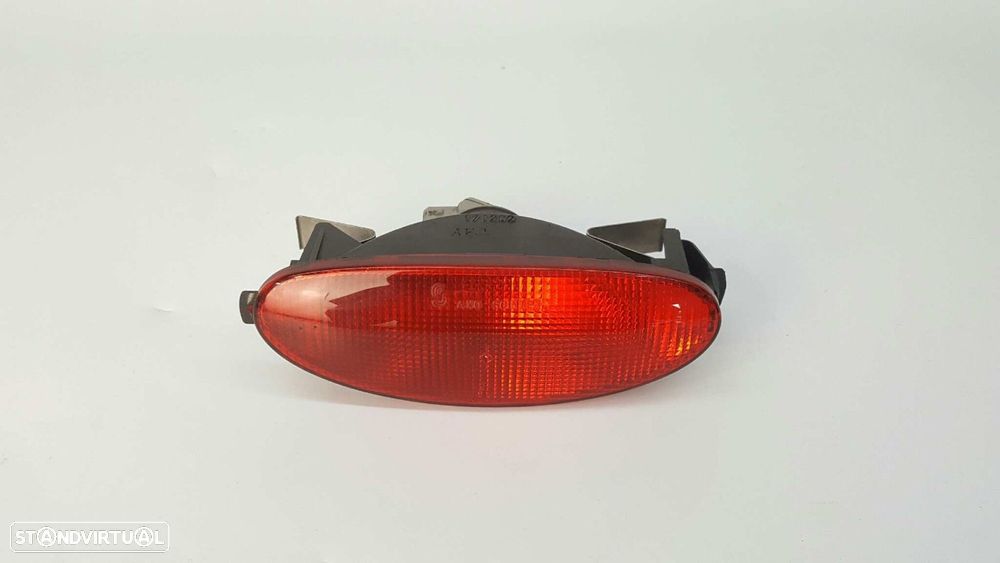 FAROLIM TRASEIRO CENTRAL PEUGEOT 206 BERLINA XR - 6