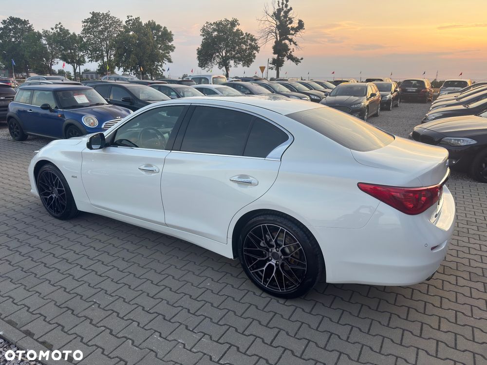 Infiniti Q50 2.0t Premium Executive - 15