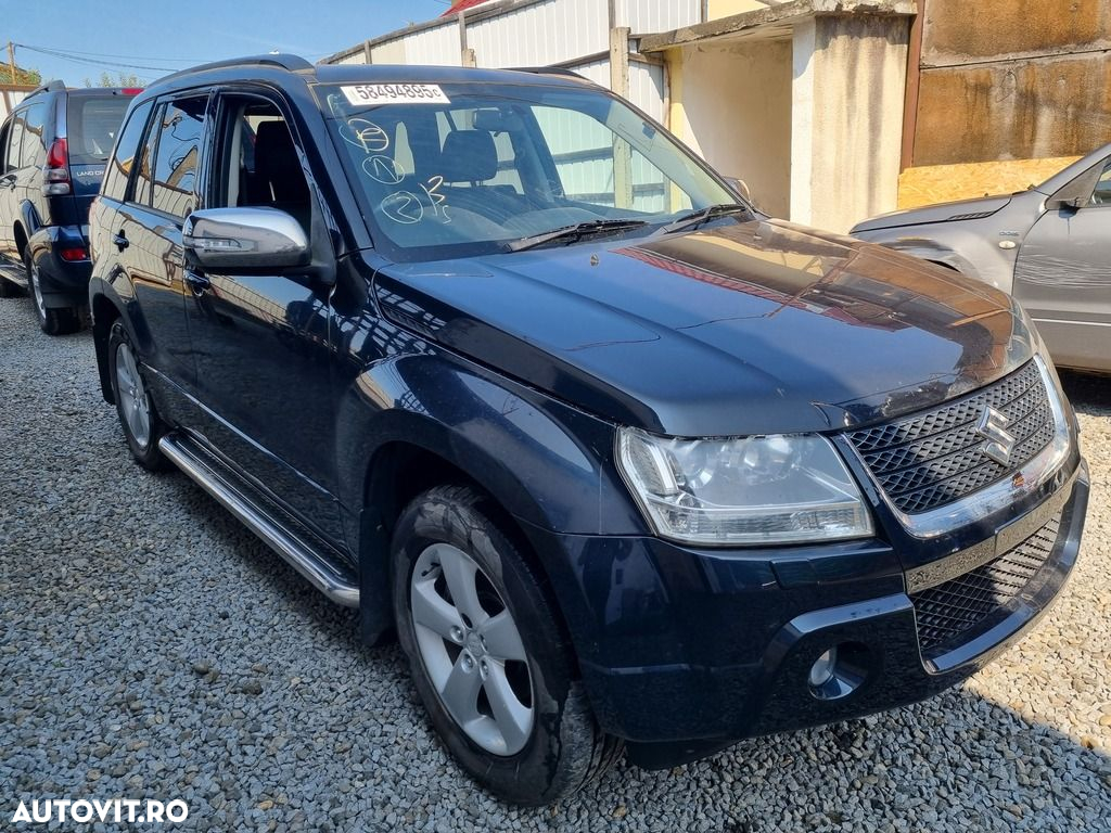 Far Dreapta Suzuki Grand Vitara 2006 - 2012 SUV 4 Usi (1308) Cu lupă - 4