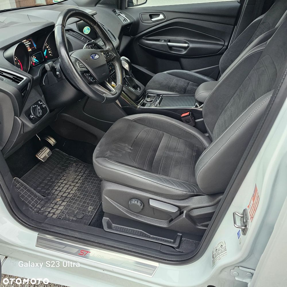Ford Kuga 1.5 EcoBoost 4x4 ST-Line - 10