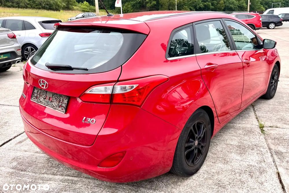 Hyundai i30 1.6 Classic + - 5