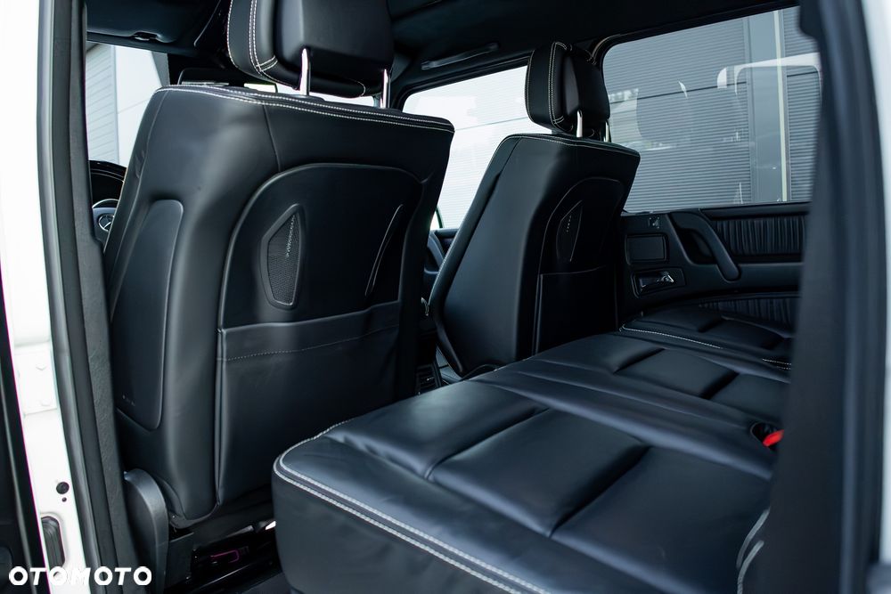 Mercedes-Benz Klasa G 63 AMG AMG SPEEDSHIFT 7G-TRONIC - 30