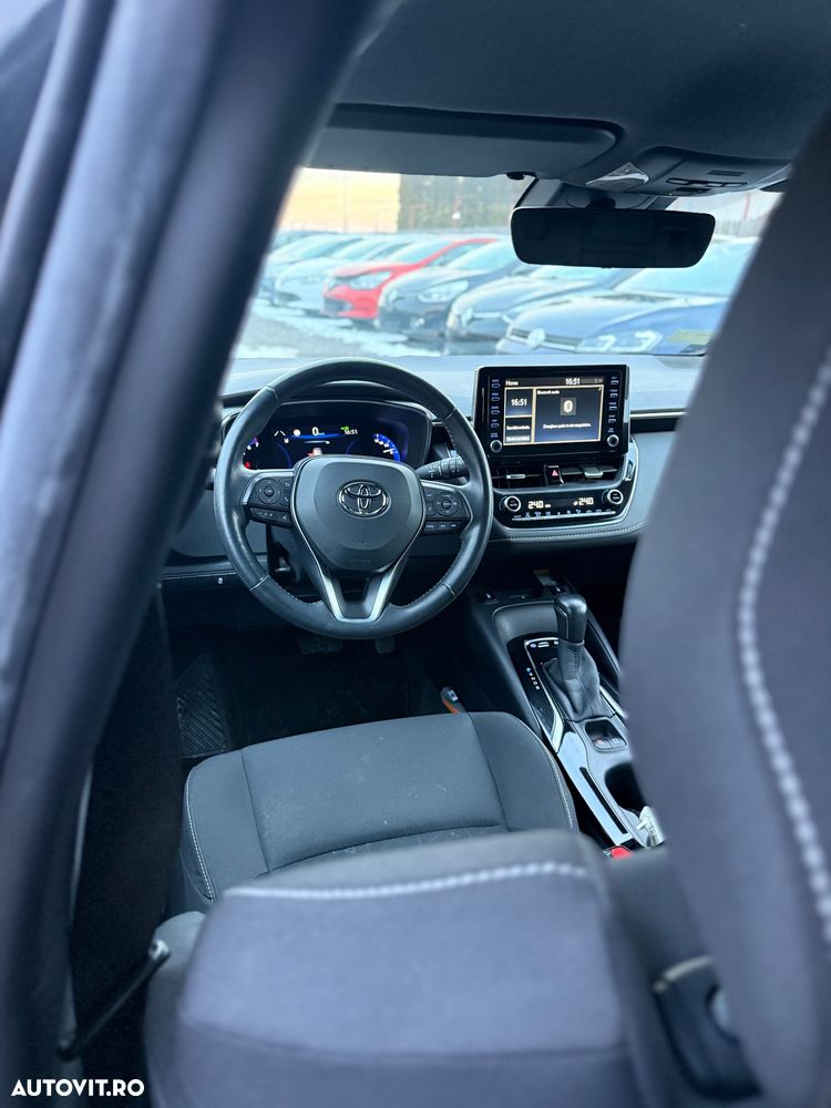 Toyota Corolla 1.8 Business Edition - 10