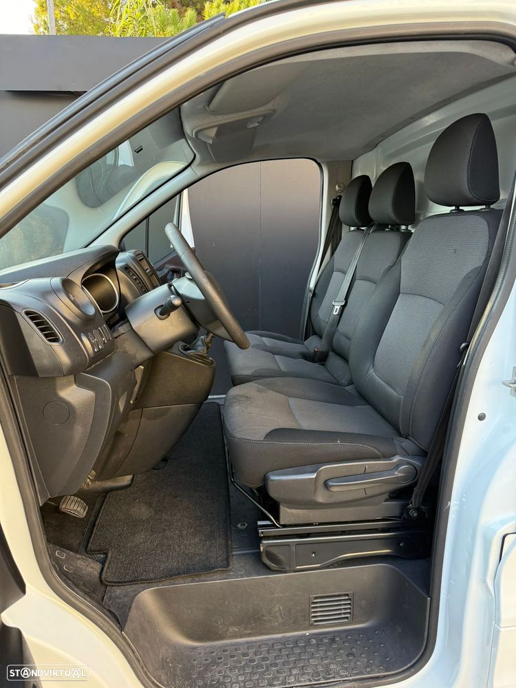 Renault Trafic - 11