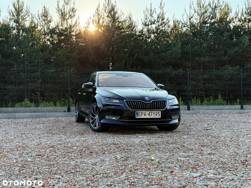 Skoda Superb 2.0 TDI 4x4 L&K DSG - 1